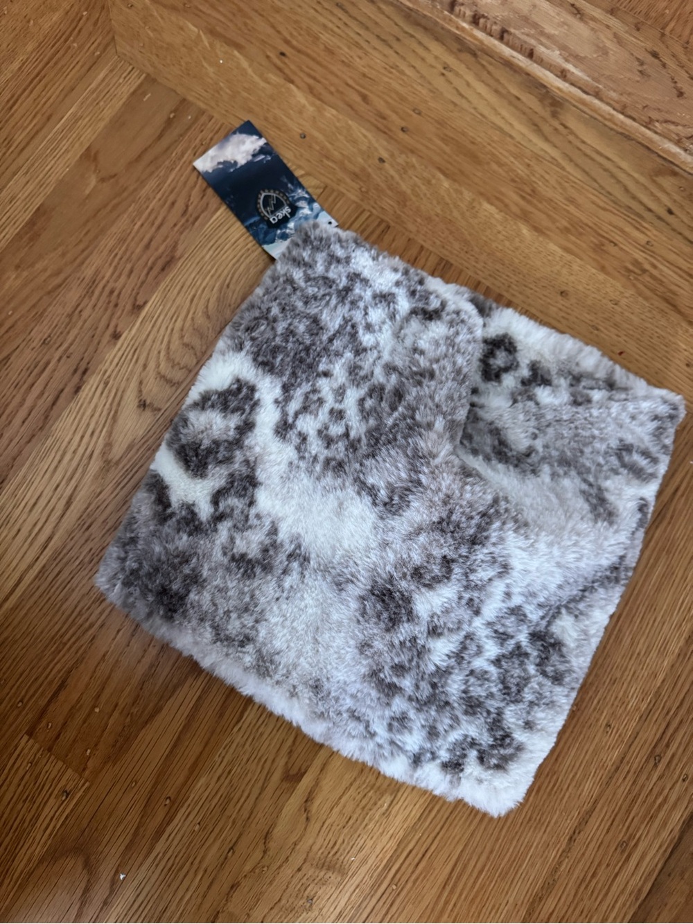 Faux Fur Neck Warmer Scarf in Brown and White